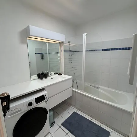 F2 Calme Et Lumineux Avec Balcon Au Coeur Du Vieux * ليل