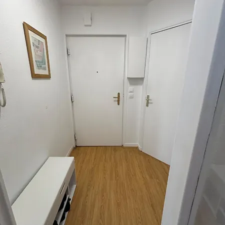 F2 Calme Et Lumineux Avec Balcon Au Coeur Du Vieux Apartment