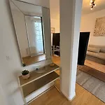 F2 Calme Et Lumineux Avec Balcon Au Coeur Du Vieux Apartament Lille